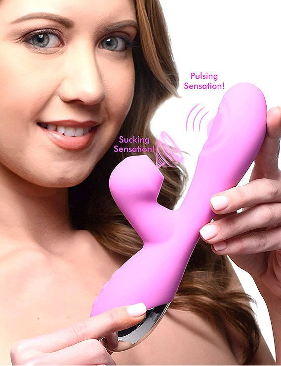 The latest world hit now here too! Powerful combined turbo silicone vibrator, sucker and G-spot stimulator, with three motors at an extra promotional price